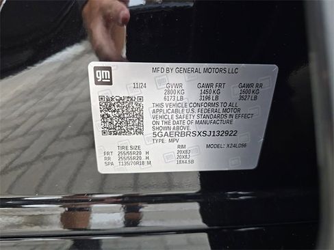 New 2025 Buick Enclave Sport Touring w/ Super Cruise Package image 33