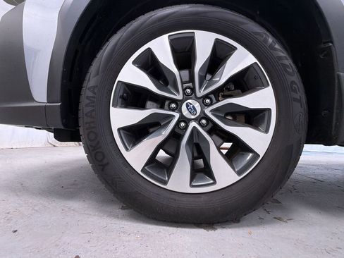 Used 2023 Subaru Outback Limited AWD/4WD image 14