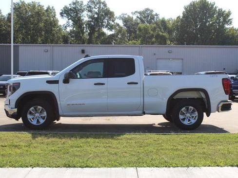 Used 2024 GMC Sierra 1500 Pro w/ Pro Value Package AWD/4WD image 2
