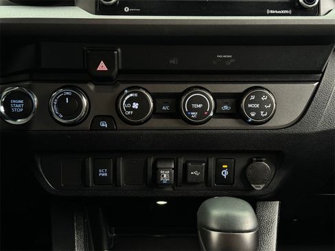 Certified 2020 Toyota Tacoma TRD Sport image 18