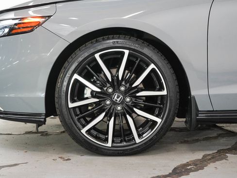 Used 2024 Honda Accord Touring image 28