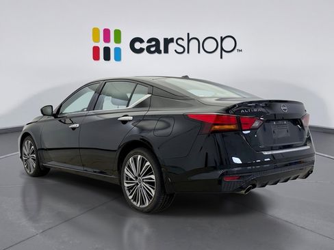 Used 2023 Nissan Altima 2.5 SL image 3