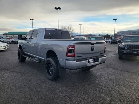 Used 2024 RAM 3500 Laramie w/ Night Edition image 11