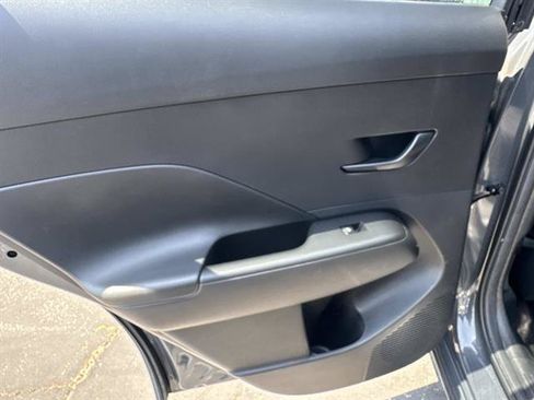 Used 2024 Hyundai Kona SEL FWD image 10
