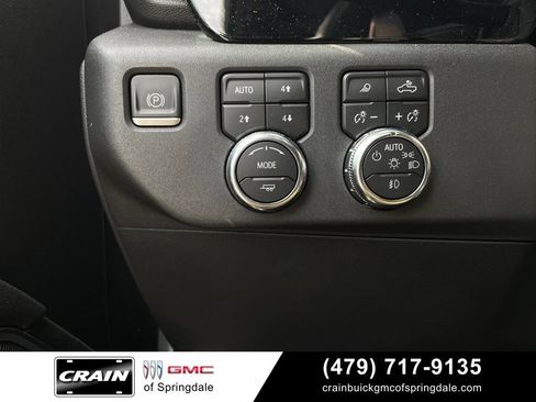 Used 2024 GMC Sierra 1500 SLT w/ SLT Premium Plus Package AWD/4WD image 13