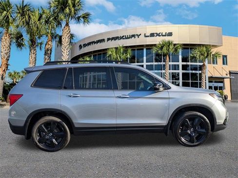 Used 2021 Honda Passport Elite image 4