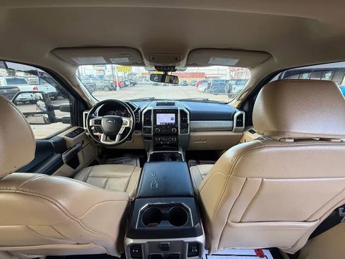 Used 2021 Ford F250 Lariat w/ Lariat Ultimate Package AWD/4WD image 9