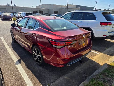 Used 2021 Nissan Sentra SR image 6