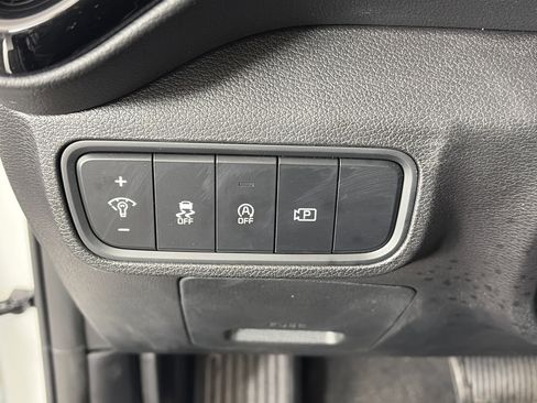 Certified 2024 Kia Soul GT-Line image 28