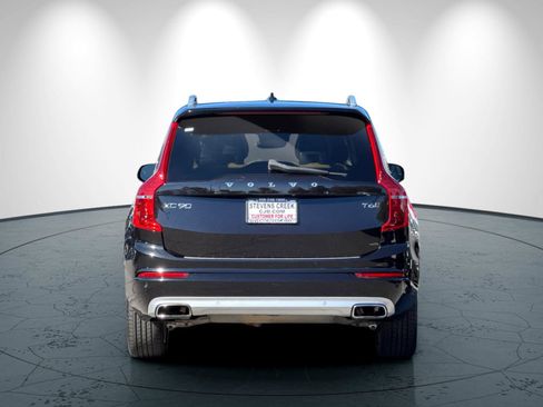 Used 2018 Volvo XC90 T6 Momentum w/ Convenience Package image 5