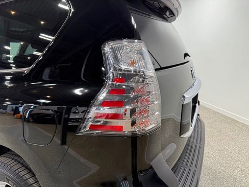 Used 2016 Lexus GX 460 w/ Navigation Package AWD/4WD image 18