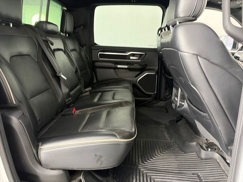 Used 2019 RAM 1500 Laramie image 30