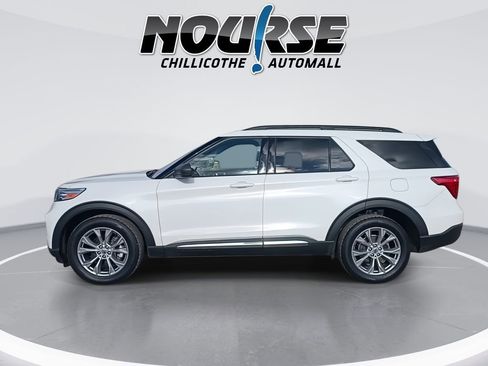 Used 2020 Ford Explorer XLT w/ Equipment Group 202A image 5
