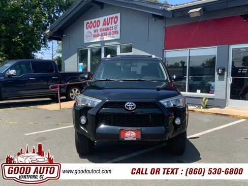Used 2015 Toyota 4Runner SR5 AWD/4WD image 2