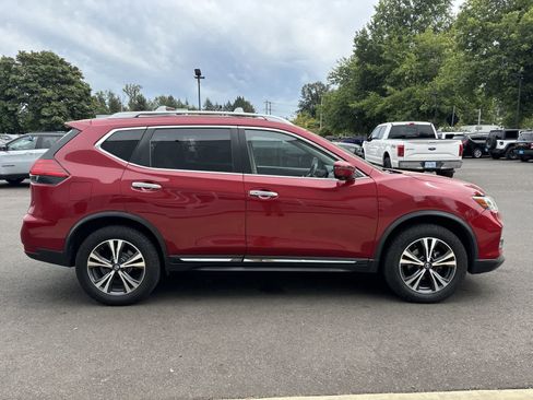Used 2017 Nissan Rogue SL AWD/4WD image 5