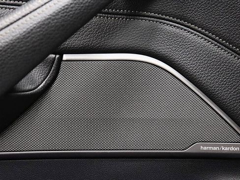 Used 2018 BMW 540i RWD image 55