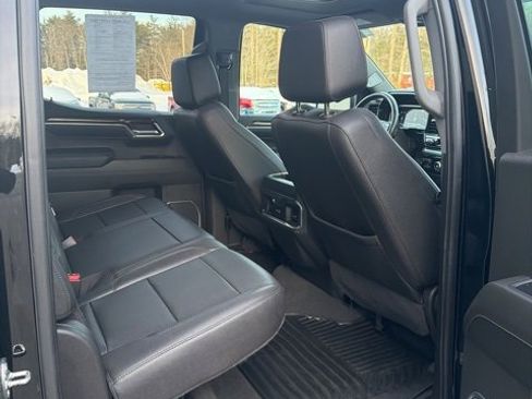 Certified 2022 GMC Sierra 1500 Elevation w/ Elevation Premium Package image 11