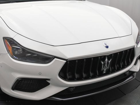 New 2024 Maserati Ghibli Modena image 24