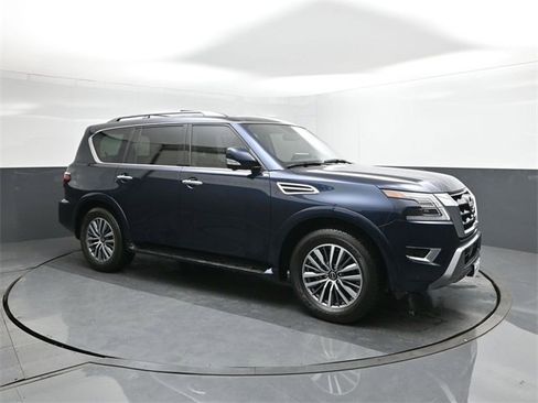 Certified 2023 Nissan Armada SL w/ Captain's Chairs Package image 17