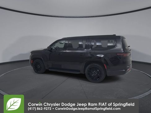 Used 2025 Jeep Wagoneer Series II w/ Premium Group I AWD/4WD image 10