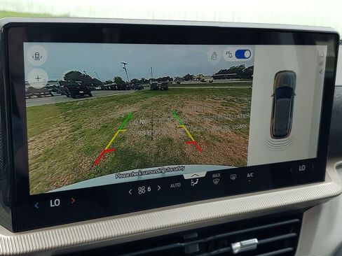 New 2026 Ford Explorer Active RWD image 23