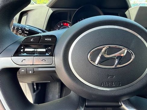 Used 2023 Hyundai Elantra SEL FWD image 35