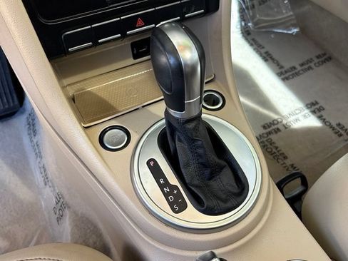 Used 2016 Volkswagen Beetle 1.8T SEL FWD image 20