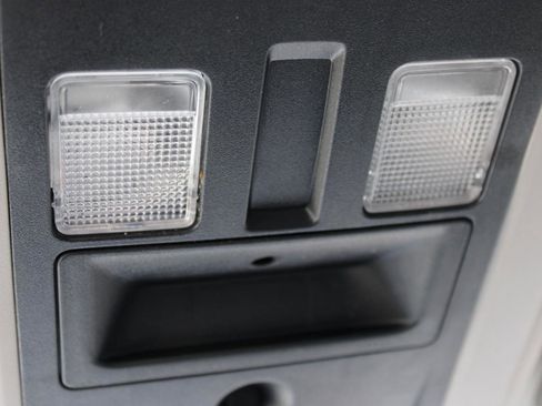Used 2021 RAM 1500 Tradesman AWD/4WD image 35