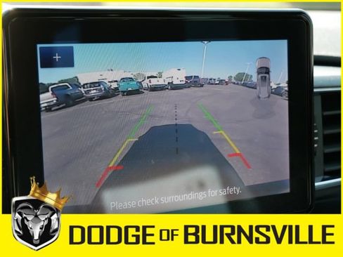 Used 2024 Ford Explorer XLT w/ Equipment Group 202A AWD/4WD image 31
