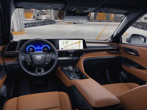 New 2026 Toyota Crown Signia AWD/4WD image 19