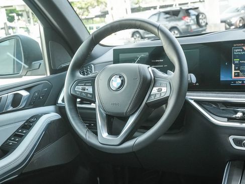 Used 2026 BMW X5 sDrive40i RWD image 15
