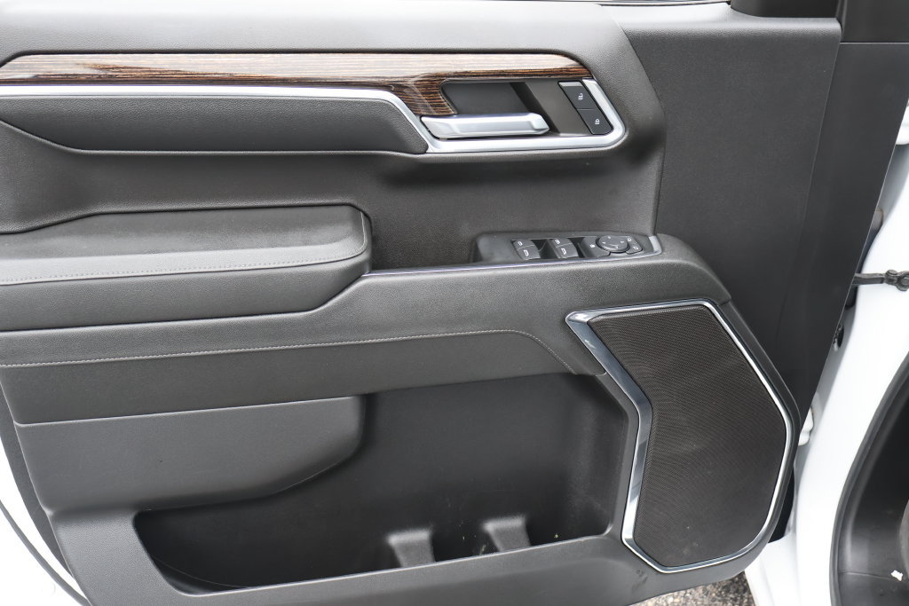 Used 2023 GMC Sierra 1500 Elevation AWD/4WD image 18