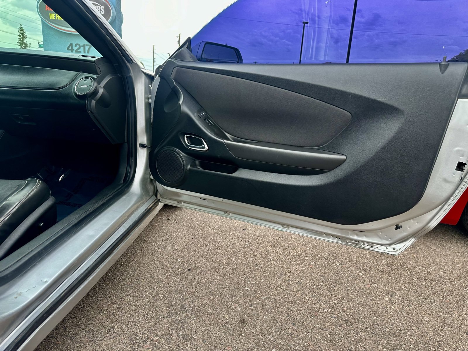 Used 2014 Chevrolet Camaro LT RWD image 5