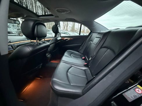 Used 2006 Mercedes-Benz E 350 4MATIC Sedan image 15