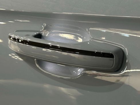 New 2026 Lincoln Navigator L Reserve AWD/4WD image 16