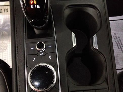 Used 2021 Cadillac XT4 Sport image 19