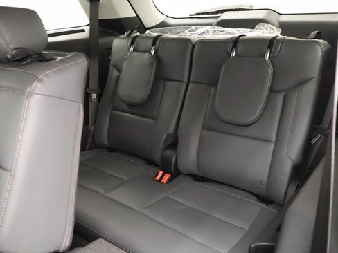 New 2026 Ford Explorer Active w/ Active Comfort Package AWD/4WD image 18