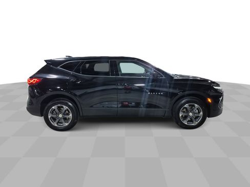 Certified 2025 Chevrolet Blazer LT AWD/4WD image 10