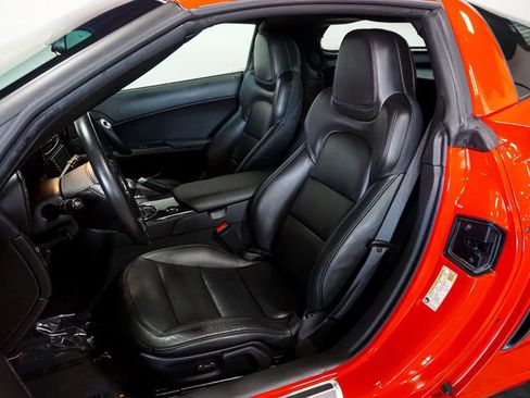 Used 2013 Chevrolet Corvette Grand Sport w/ 2LT Preferred Equipment Group RWD image 9