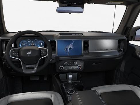 New 2025 Ford Bronco 4-Door image 32