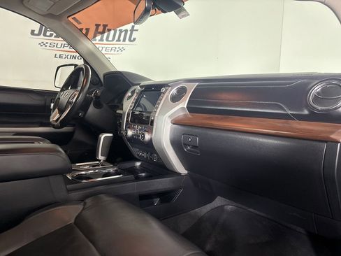 Used 2020 Toyota Tundra Limited image 32