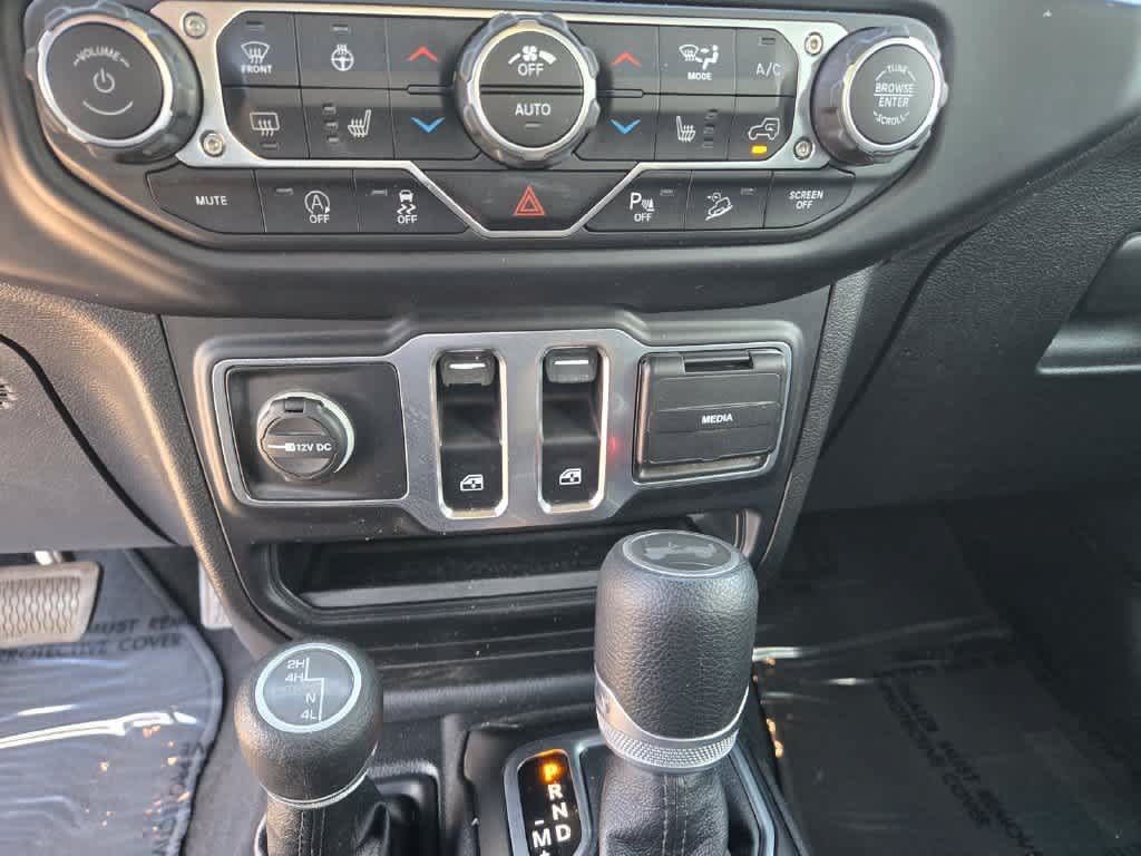 Used 2020 Jeep Wrangler Sport AWD/4WD image 15