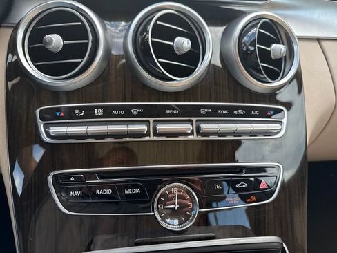 Used 2016 Mercedes-Benz C 300 4MATIC Sedan image 31