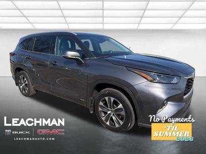 Used 2022 Toyota Highlander XLE