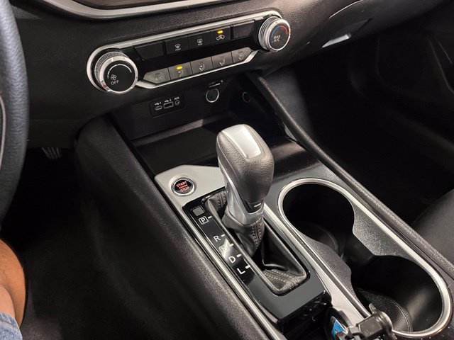 Used 2024 Nissan Altima 2.5 SV FWD image 30