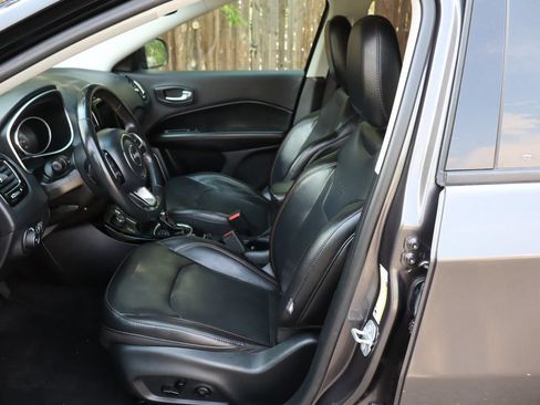 Used 2019 Jeep Compass Limited AWD/4WD image 19