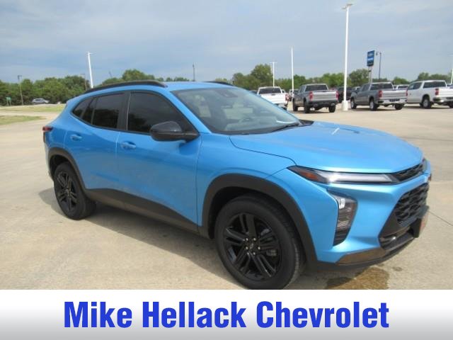 Used 2025 Chevrolet Trax ACTIV w/ Driver Confidence Package FWD image 1