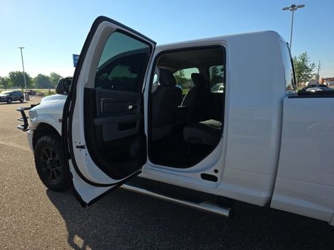 Used 2018 RAM 2500 Big Horn AWD/4WD image 31