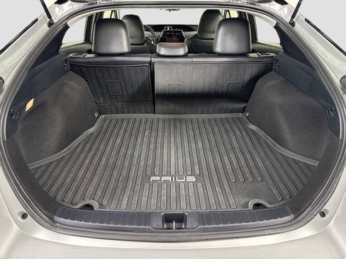 Used 2017 Toyota Prius Three Touring image 21