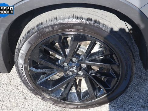 Used 2024 Mitsubishi Outlander SE Black Edition image 26